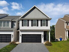 Building Photo - 201 Sage Blvd