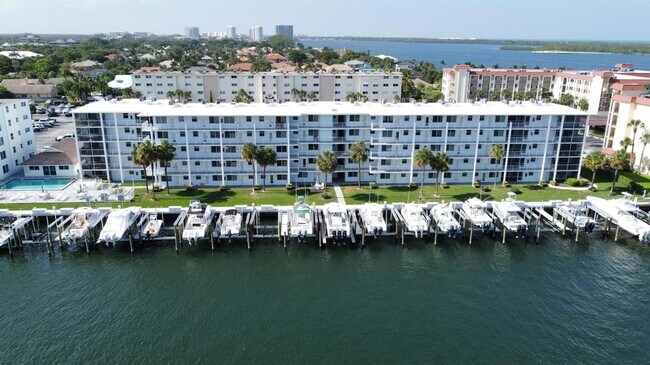 Building Photo - 108 Paradise Harbour Blvd