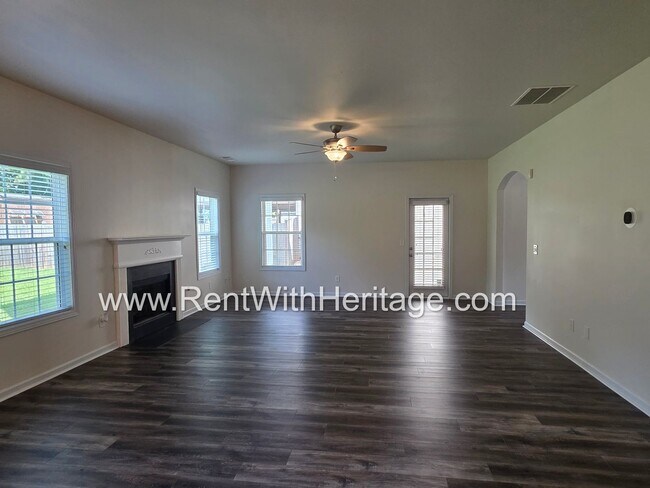 Building Photo - 202 Summergate Ln.