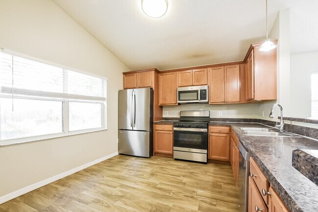 Building Photo - 9331 Echo Run