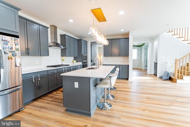Building Photo - 41914 Spring Air Dr