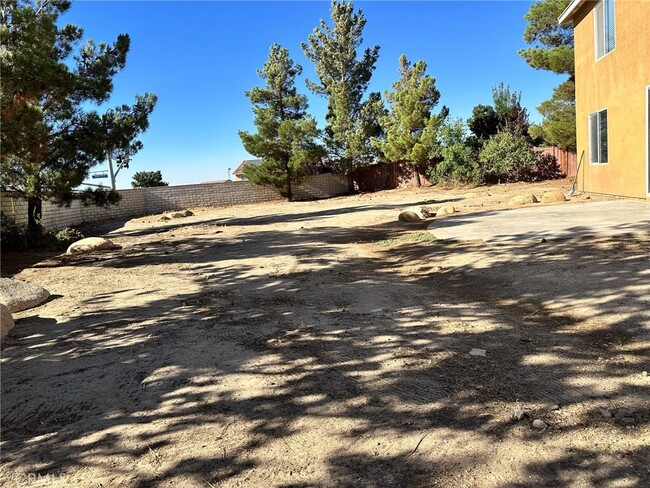 Building Photo - 14886 Shetland Ct