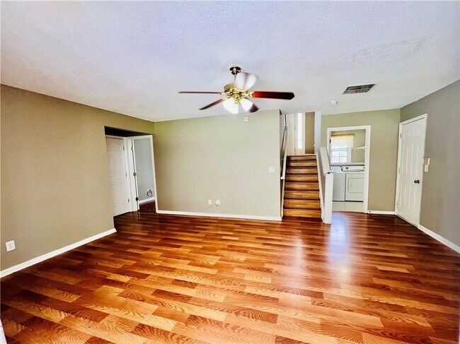 Building Photo - 391 Bass Way NW