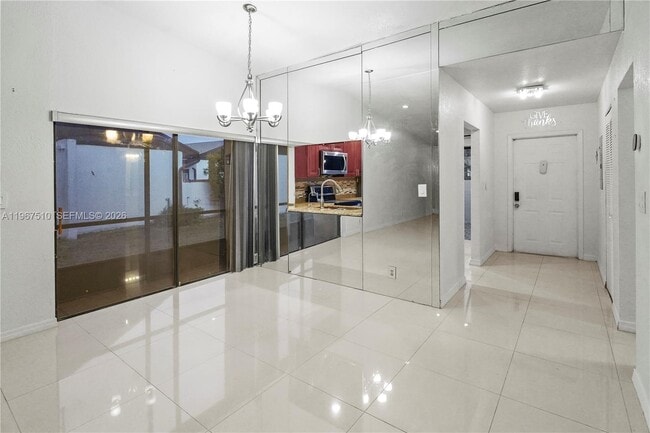 Building Photo - 9311 Wedgewood Dr