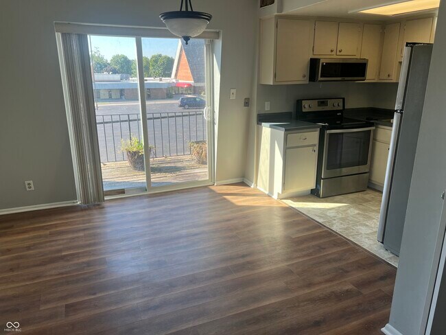 Building Photo - 311 Elmead Ct