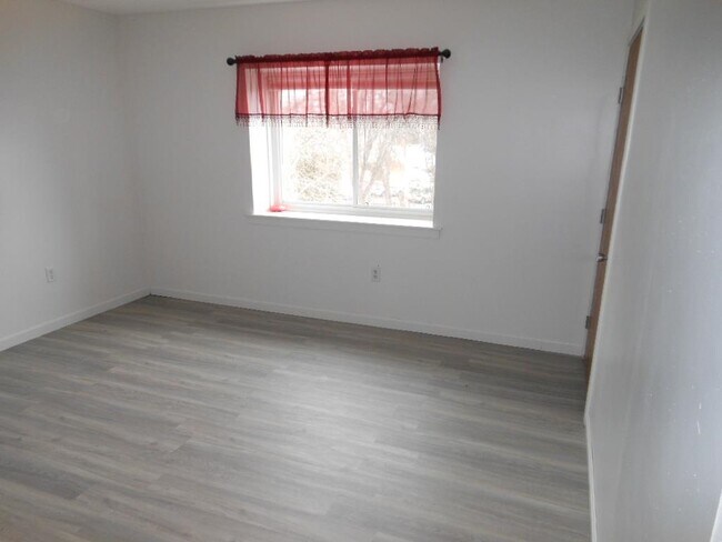 Building Photo - 113 Cluff Crossing Rd