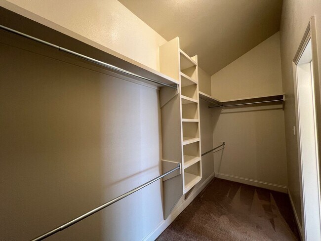 Building Photo - Pelican Crossing