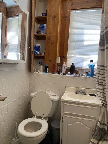 Building Photo - 40 Jay St