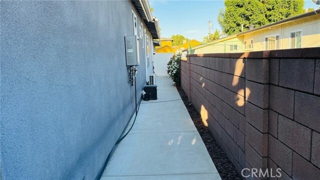 Building Photo - 3933 N Shadydale Ave