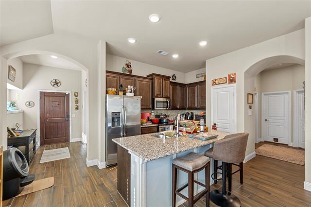 Building Photo - 652 Cottage Pl