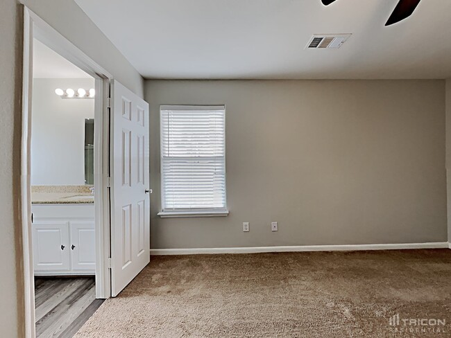 Building Photo - 6930 Garnet Trail Ln
