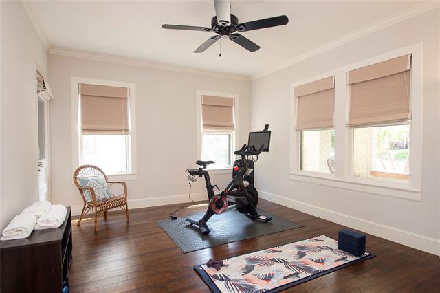 Building Photo - 1134 N Clinton Ave