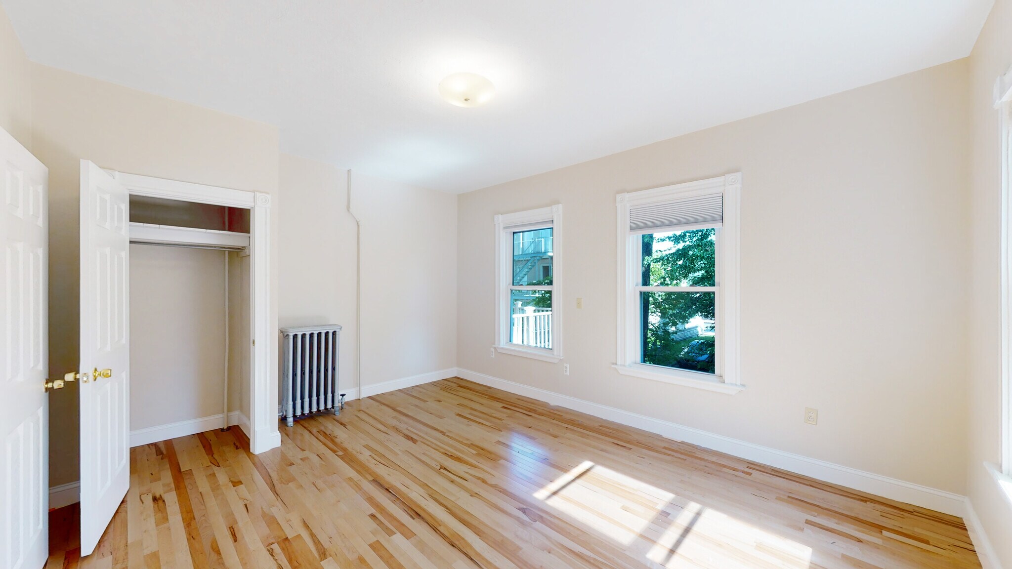 Building Photo - 45 Pratt St