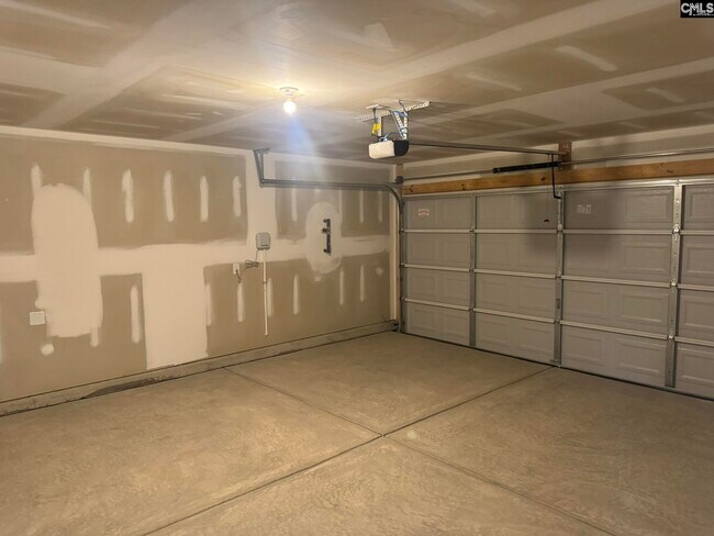 Building Photo - 2089 County Line Trl