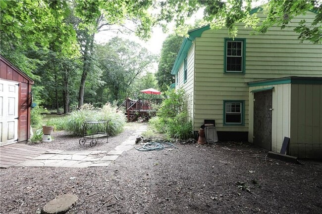 Building Photo - 70 Lindley Ave