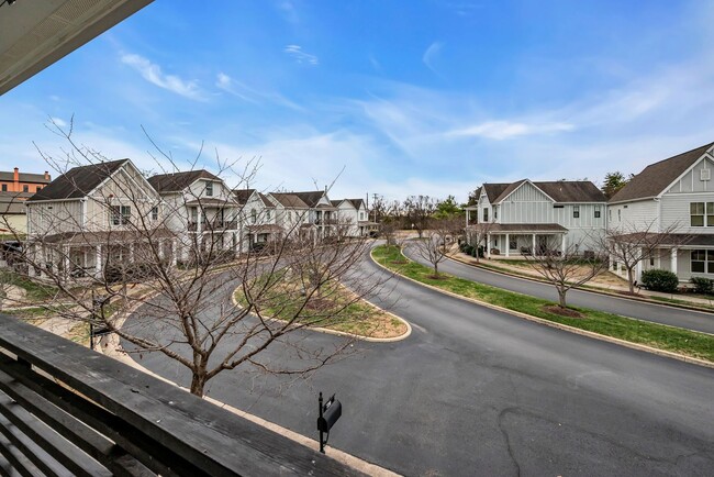 Building Photo - Cottage Park Home