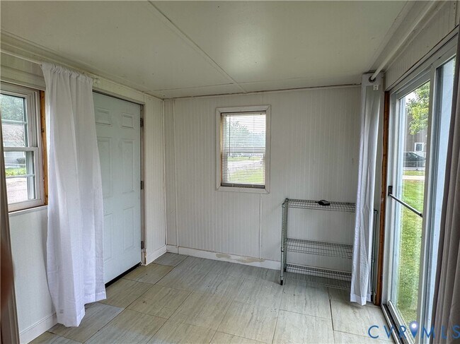 Building Photo - 1809 Geffert Dr