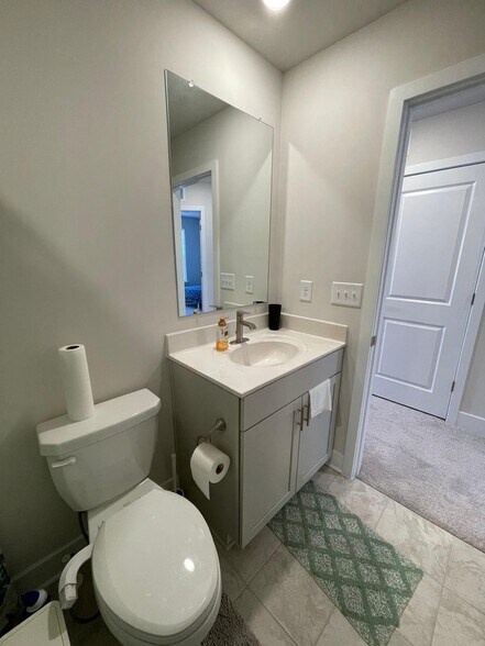 Building Photo - 1235 Greylock Ln