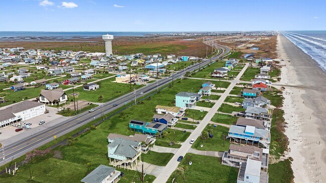 Building Photo - 16634 Jamaica Beach Rd