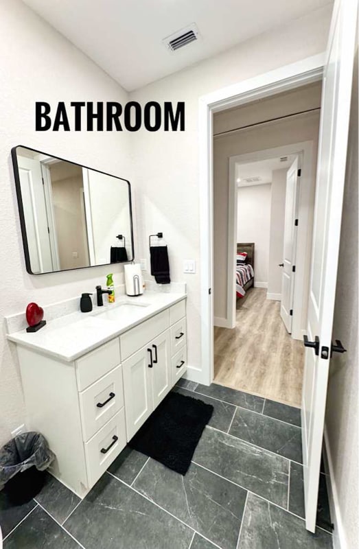 Building Photo - 550 Battle Ave