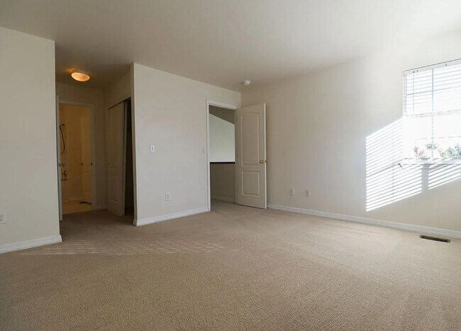 Building Photo - 2602 Timberwood Dr