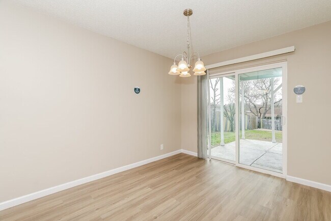 Building Photo - 5830 Summer Fest Dr