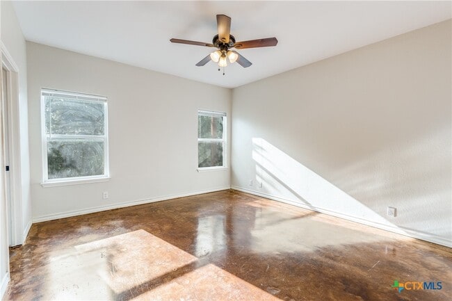 Building Photo - 1131 Rocky Ridge Loop