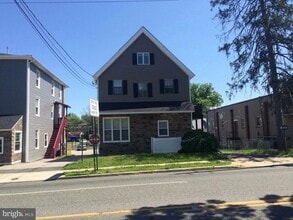 Building Photo - 108 W Evesham Rd