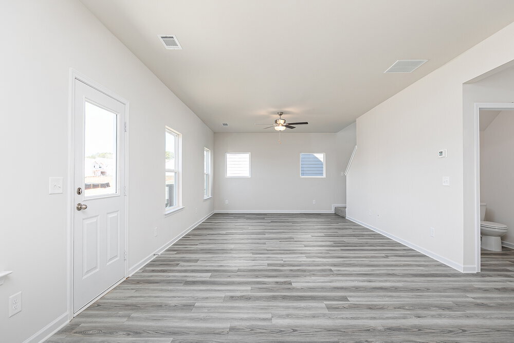 Building Photo - 144 Howell Dr