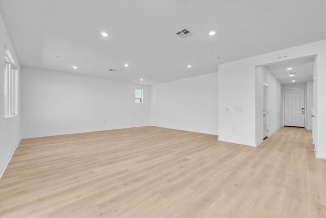 Building Photo - 34427 Sakura Ln