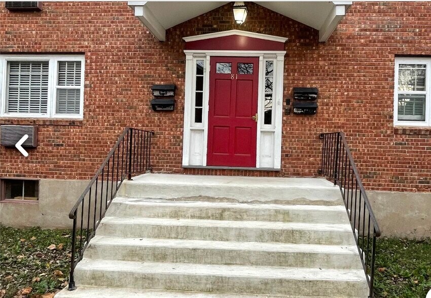 Primary Photo - 81 Charter Oak St