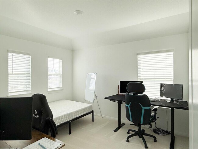 Building Photo - 253 Inlet Ln