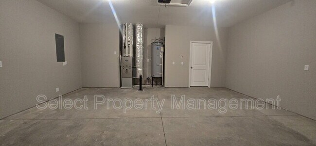 Building Photo - 8792 Elmont Cv