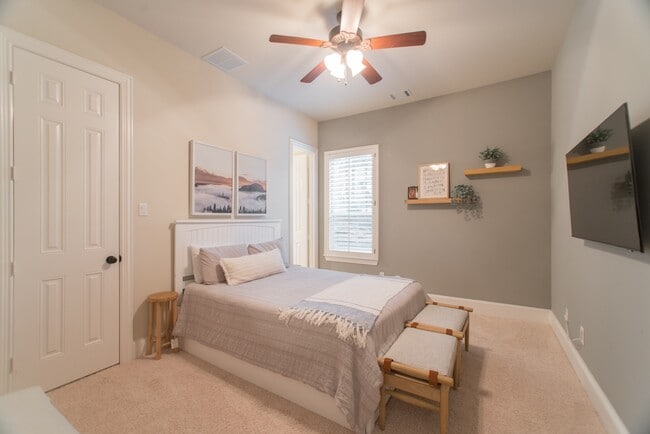 Building Photo - 46 S Shasta Bend Cir