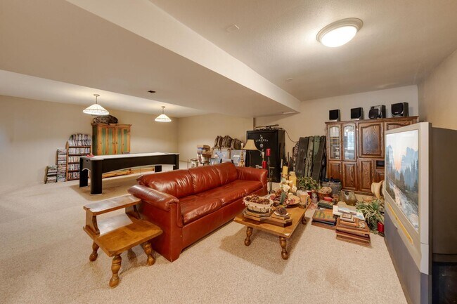 Building Photo - 12707 Leo Ln