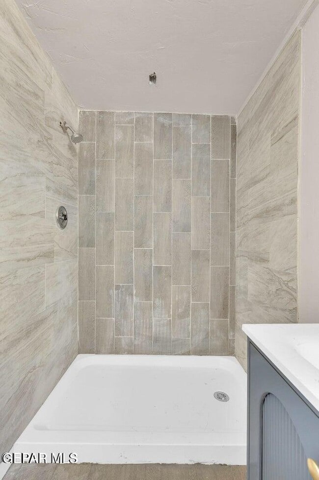 Building Photo - 8827 Mt Elbert Dr
