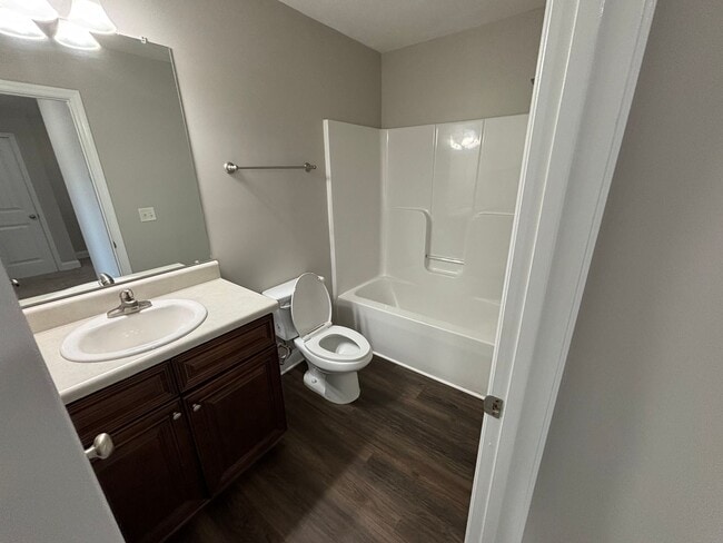 Building Photo - 729 Benelli Ct