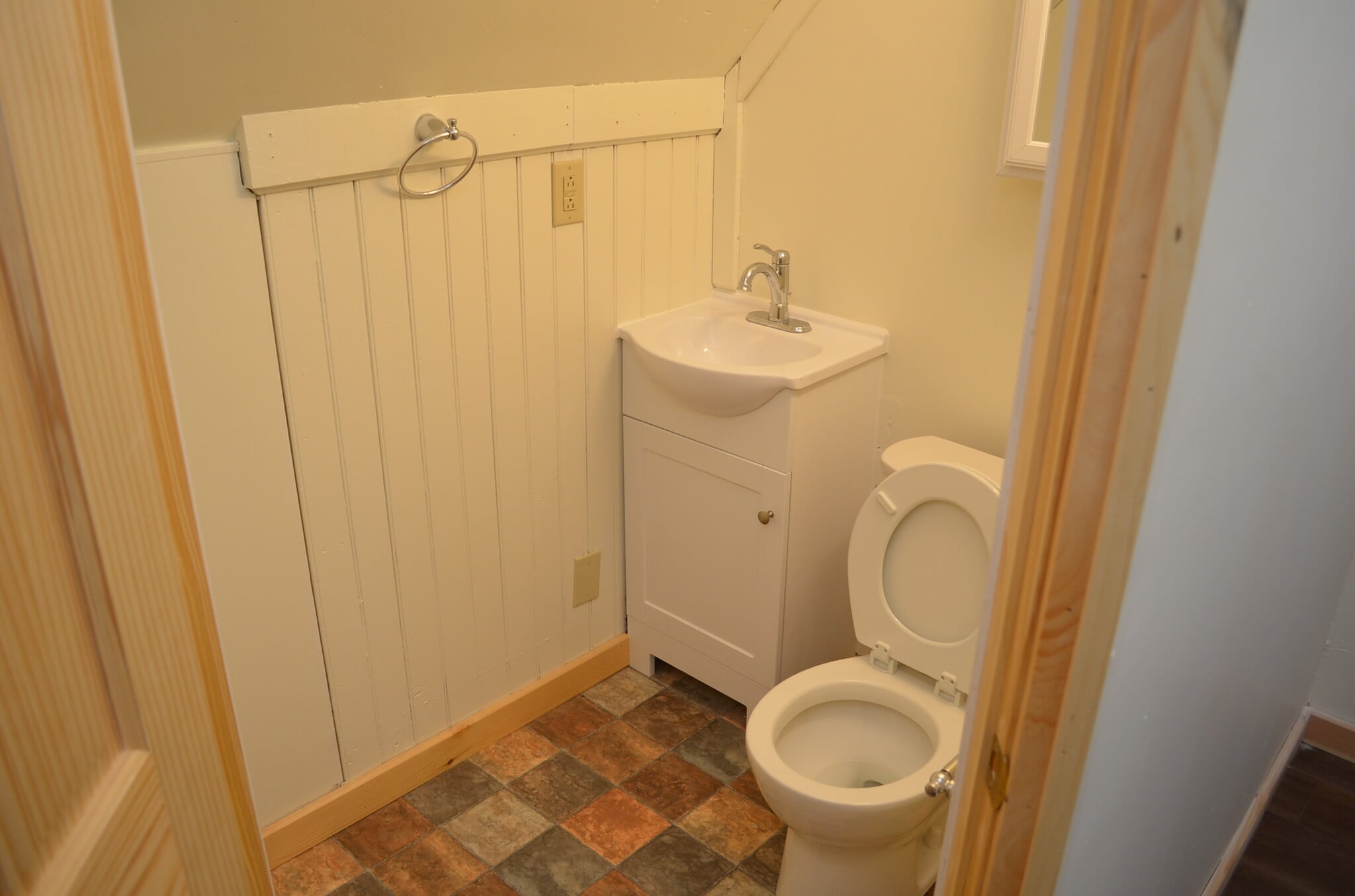 Building Photo - 444 Chestnut St