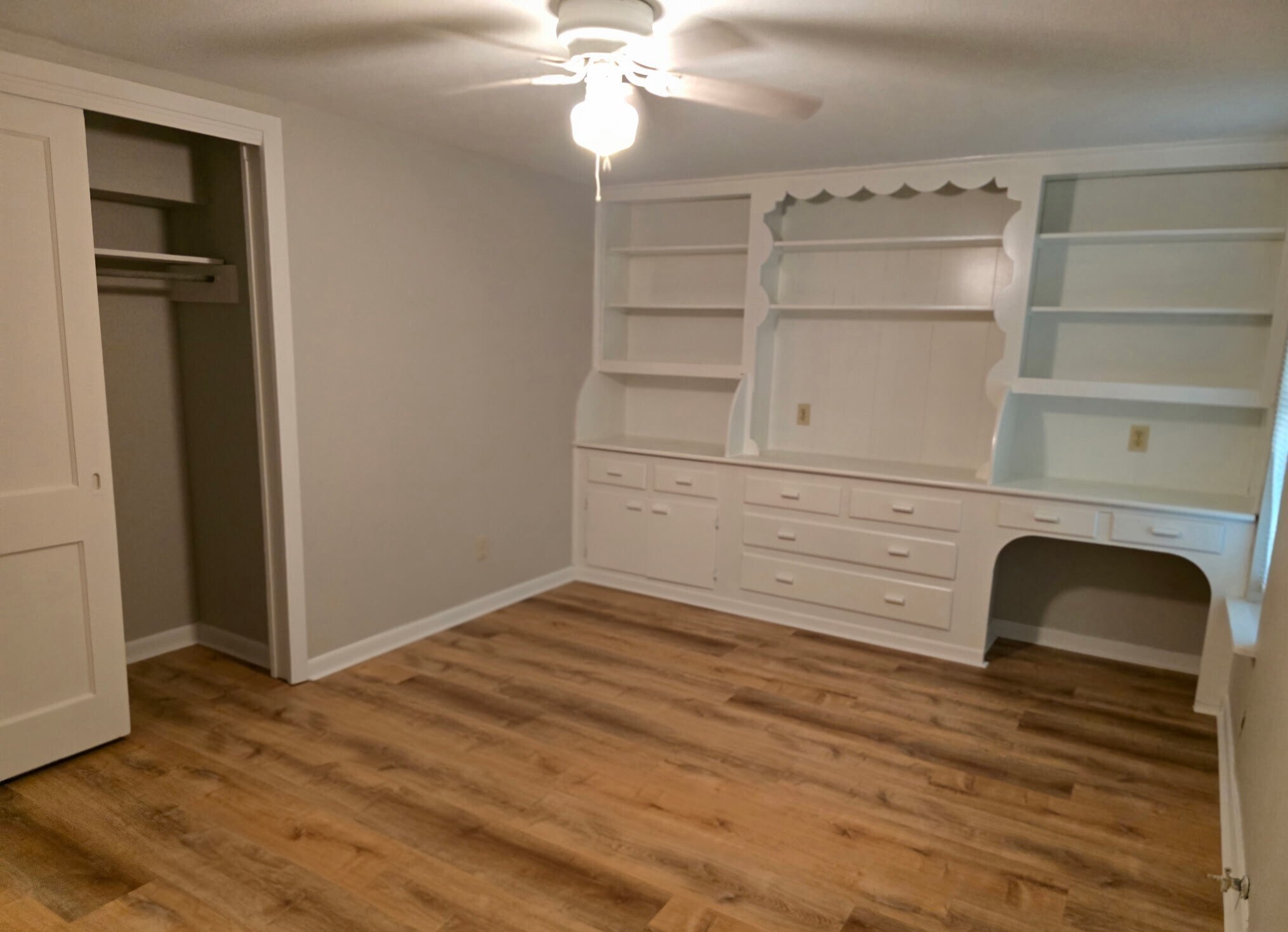 Building Photo - 2307 Elm Ave