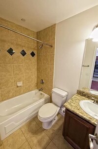 Building Photo - A Very Nice High-Quality Condo in Highly S...