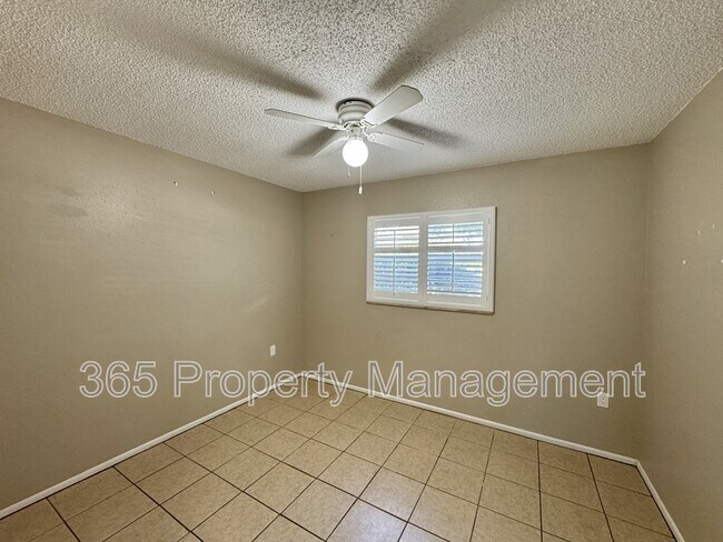 Building Photo - 12484 Curry Dr