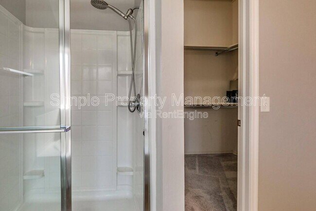 Building Photo - 18020 Cerrado Cir