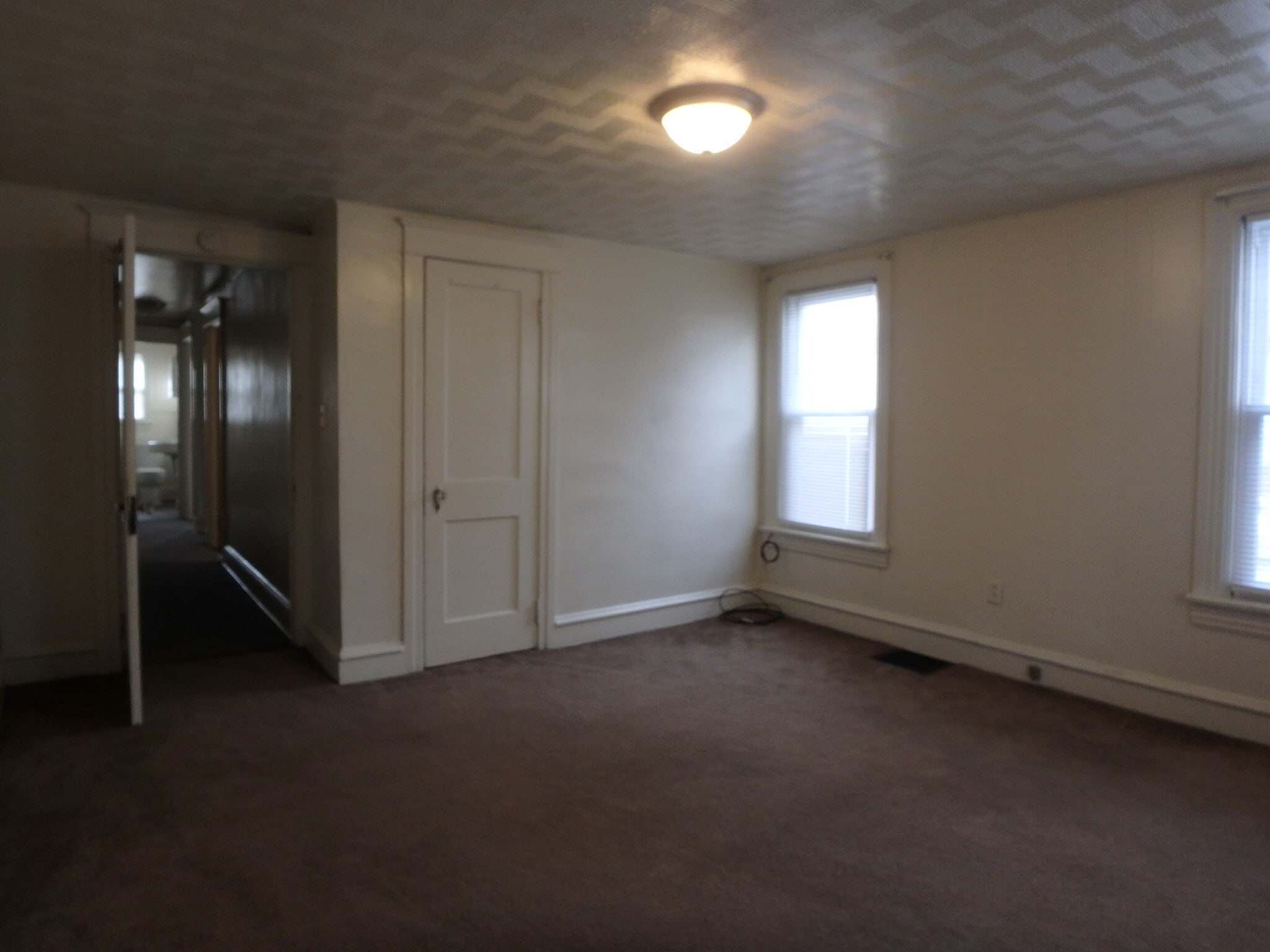 Building Photo - 117 N Montour St