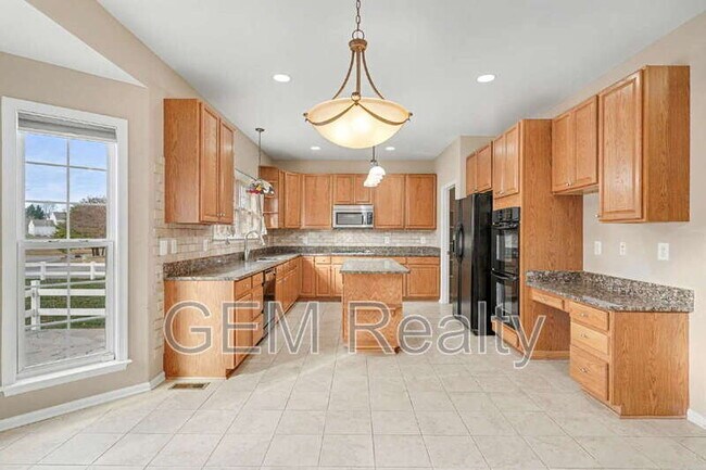 Building Photo - 9 Gallery Rd