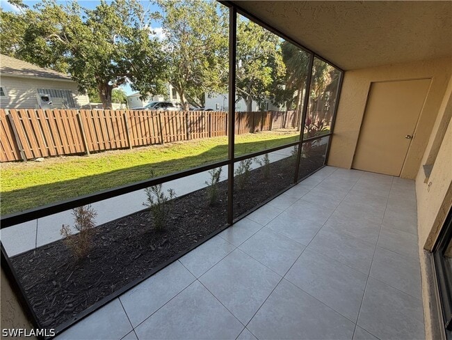 Building Photo - 5307 Summerlin Rd