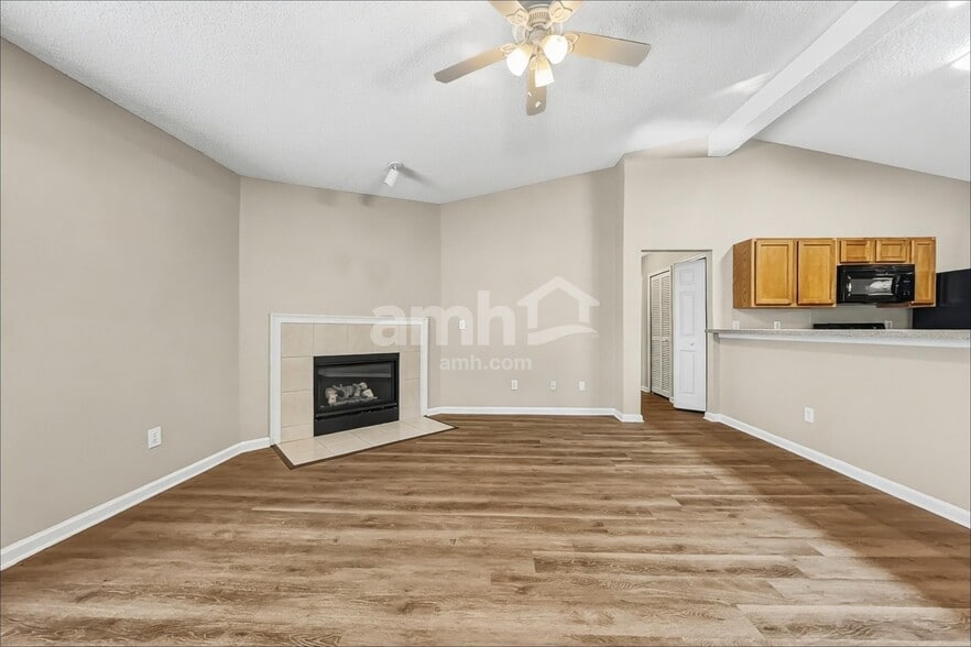 Building Photo - 8612 Tristan Drive