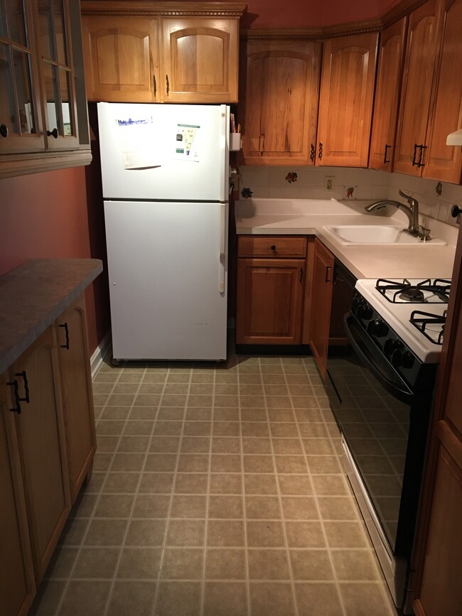 Kitchen - 143 W. Maryland Ave