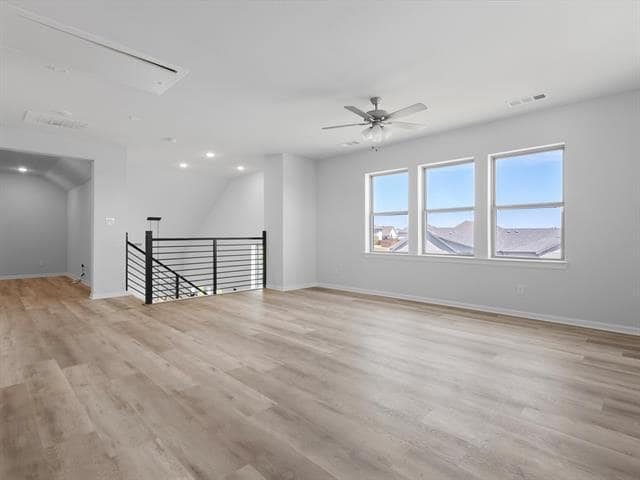 Building Photo - 2156 Domingo Dr