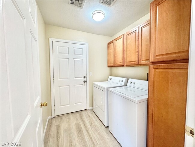 Building Photo - 1360 Bourbon St