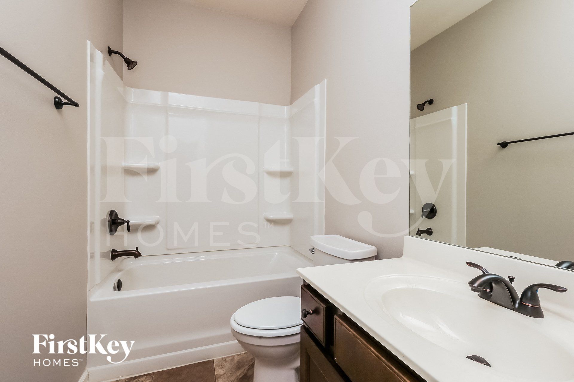 Building Photo - 831 Mesa Verde Pl